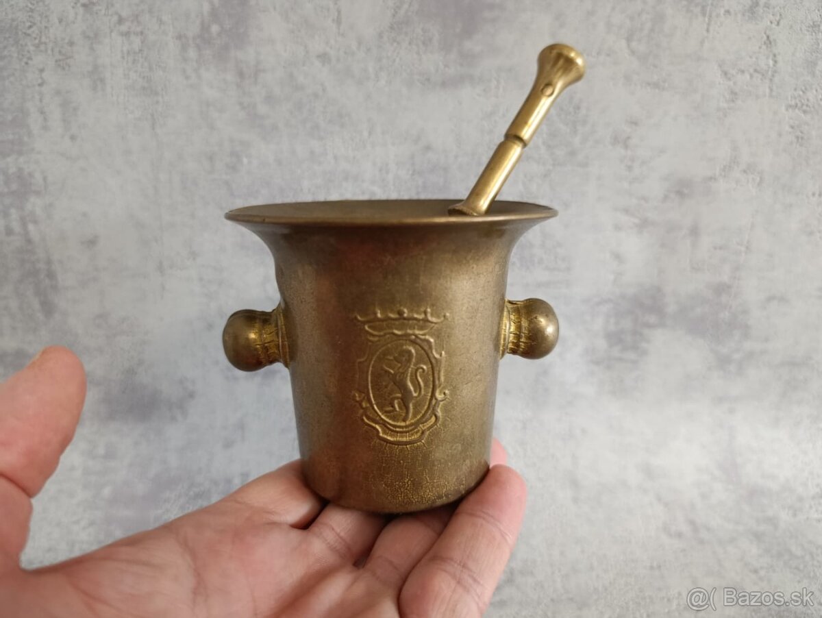 Starý malý hmoždíč s tloukem do sbierky, dekoracia - 9