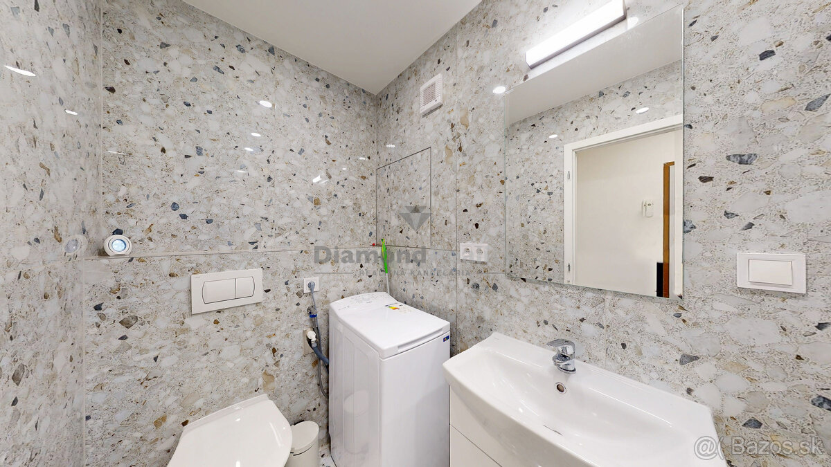 Na predaj pekný, prerobený 2 izbový byt, ulica Húskova, Koši - 9