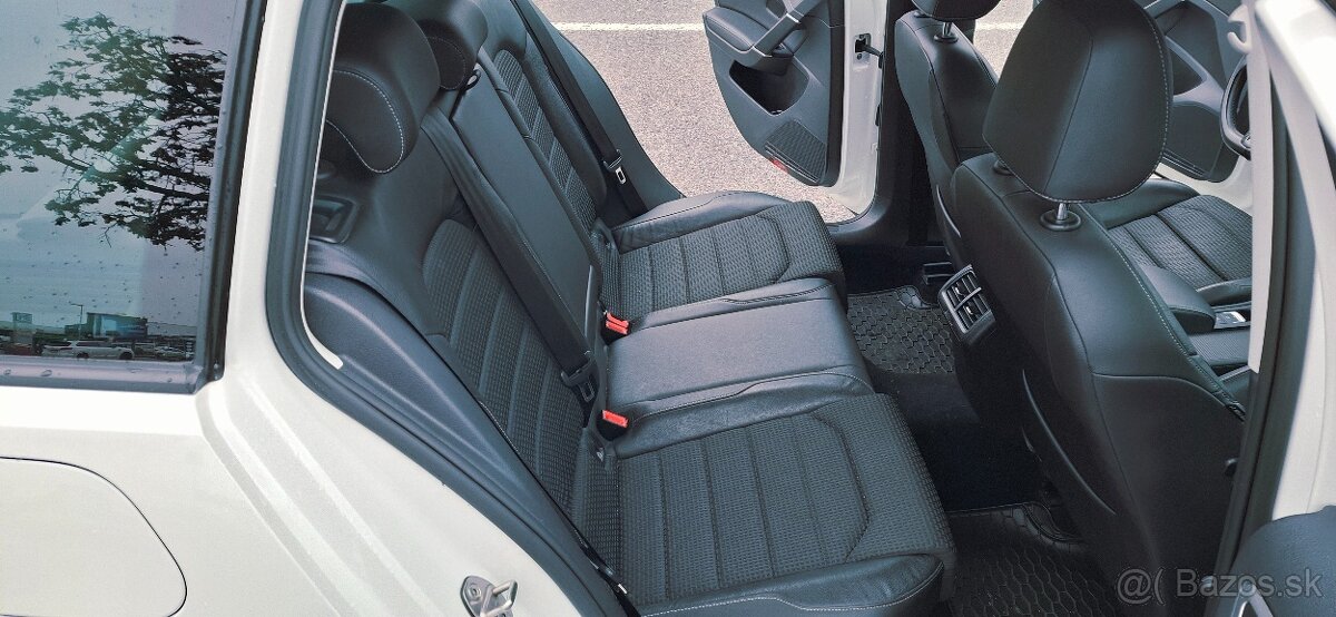 GOLF VARIANT 1.6 TDI 110K AUTOMAT -TOP STAV - 9