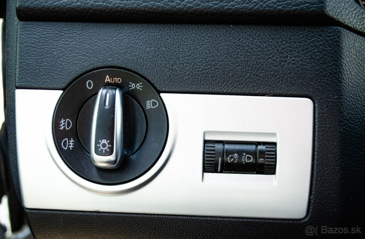 Volkswagen T5 Multivan 2.0 TDi DSG - 9