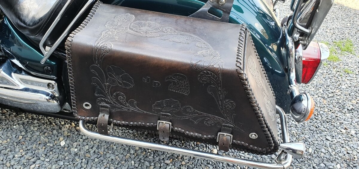 Yamaha XVS 1100A Dragstar Classic - 9