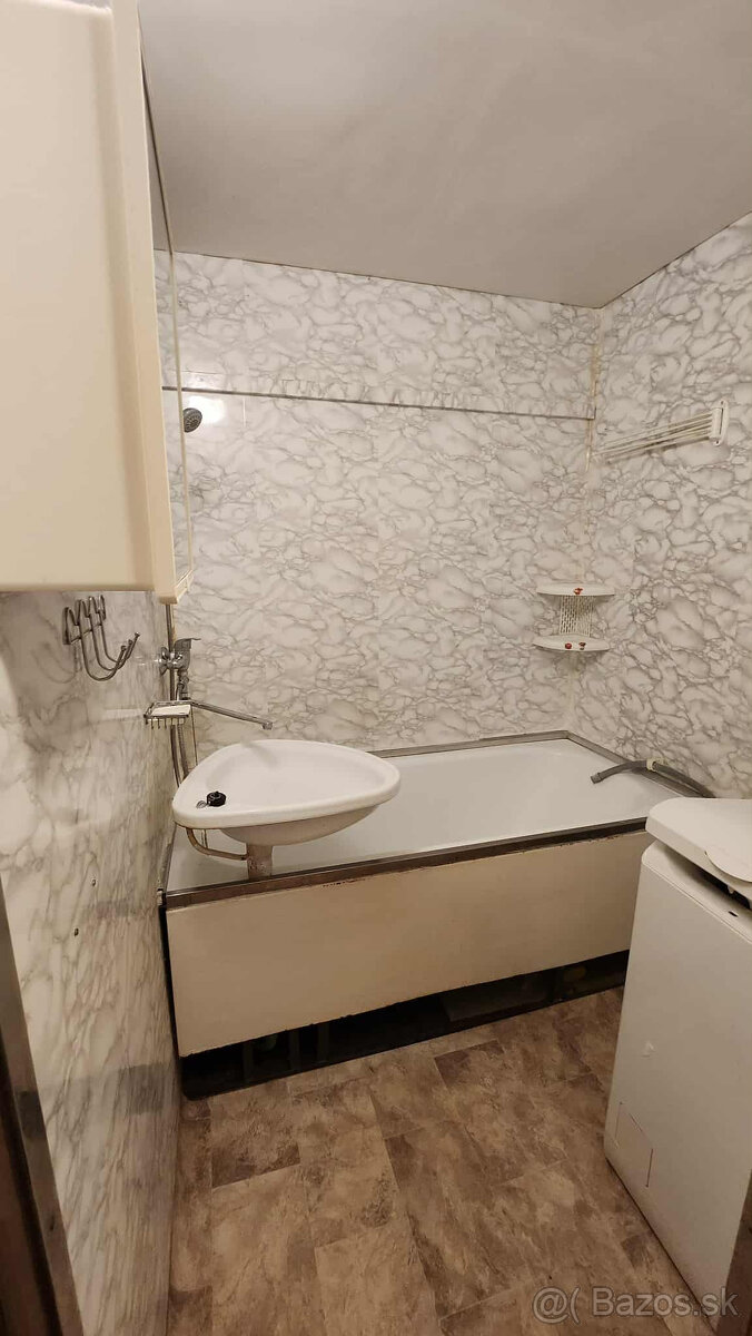 2 izbový byt, Šarišské Michaľany - 9