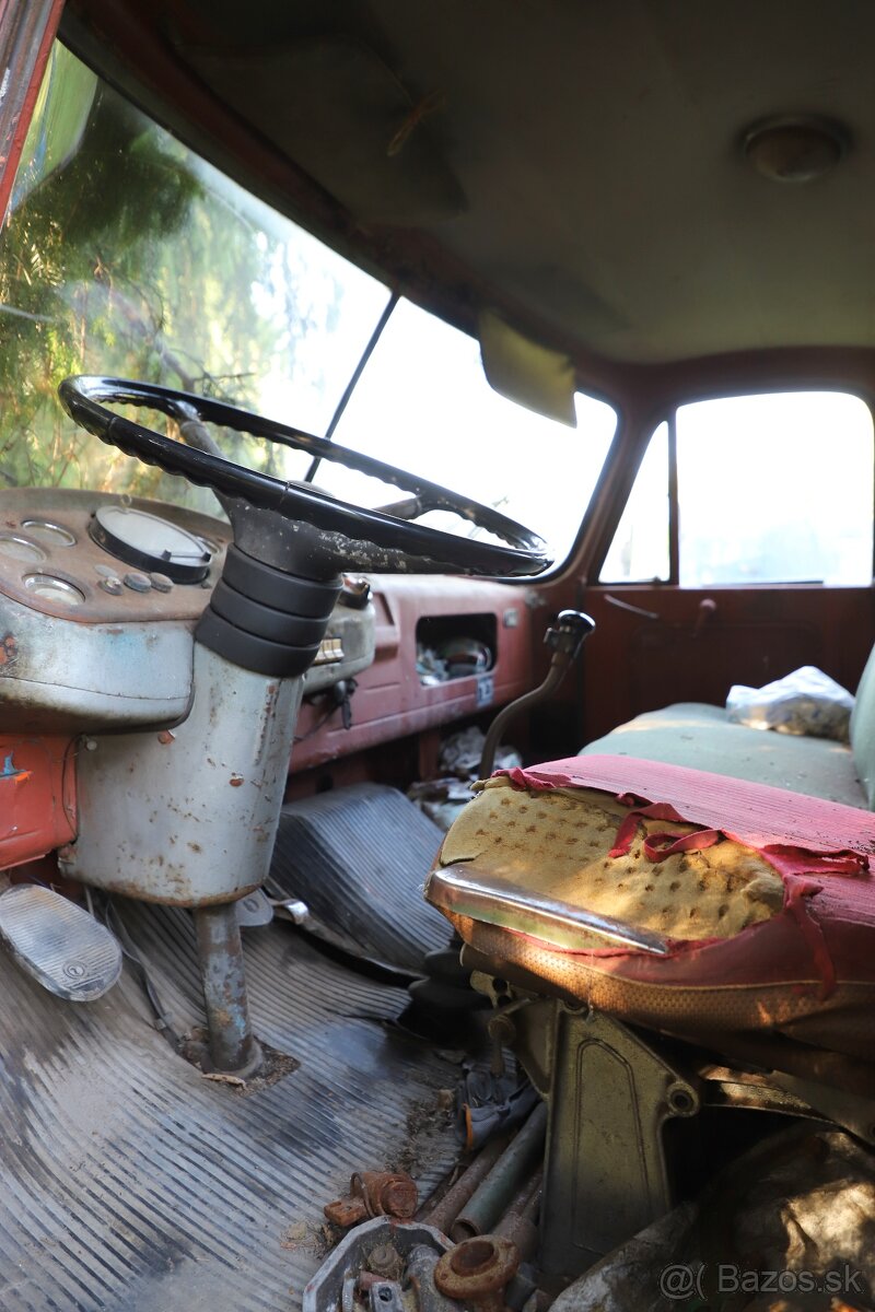 TATRA 148 6x6 fekal - 9