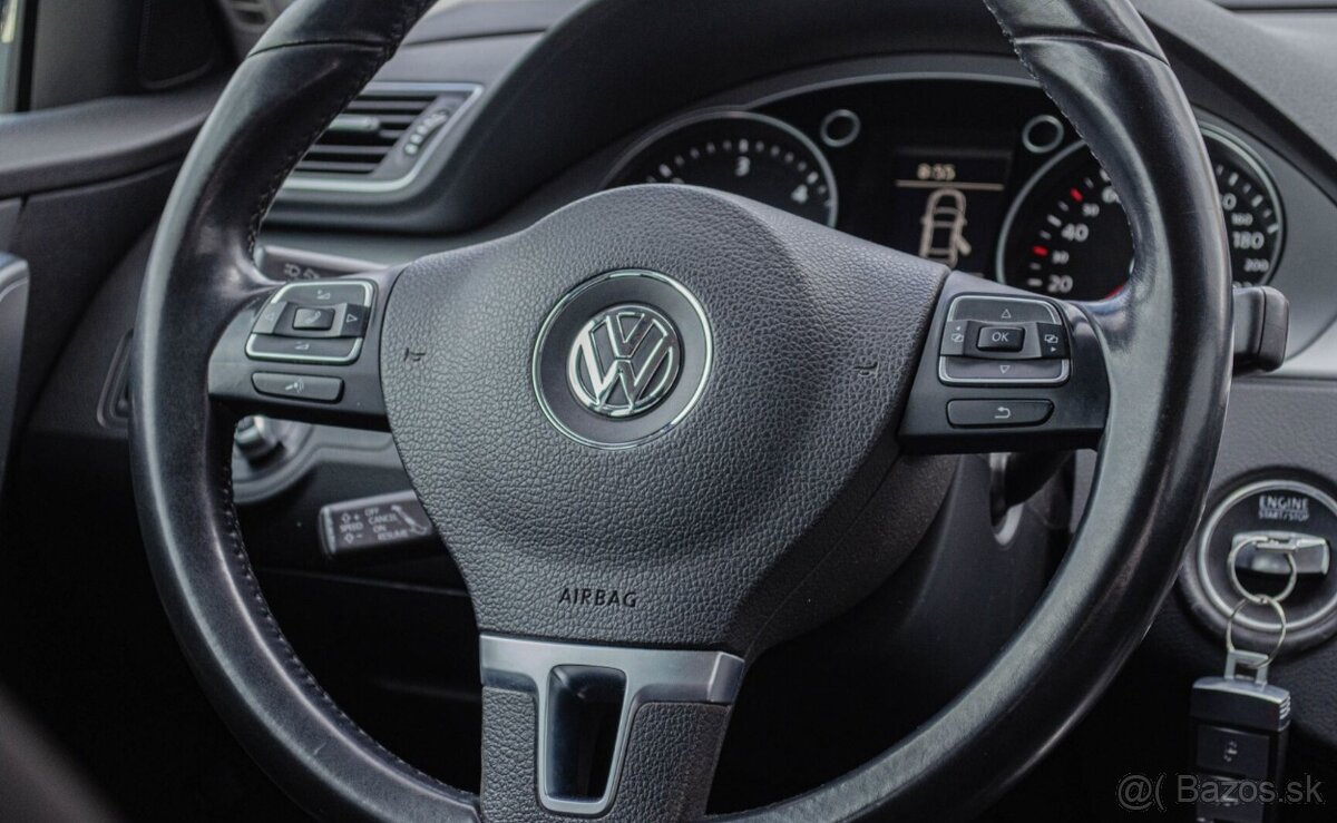 Volkswagen Passat B7 1.6 TDI Sedan - 9