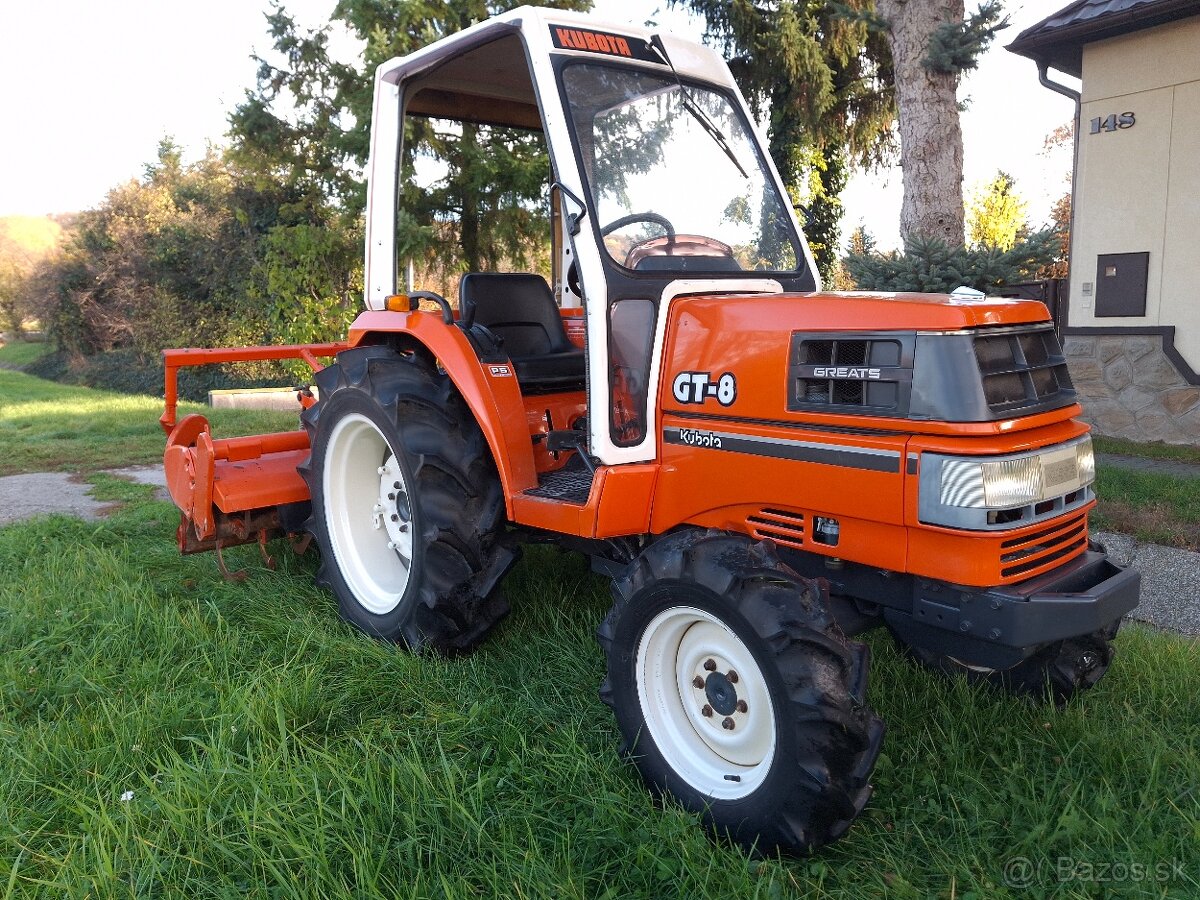 Malotraktor KUBOTA GT-8 - 9