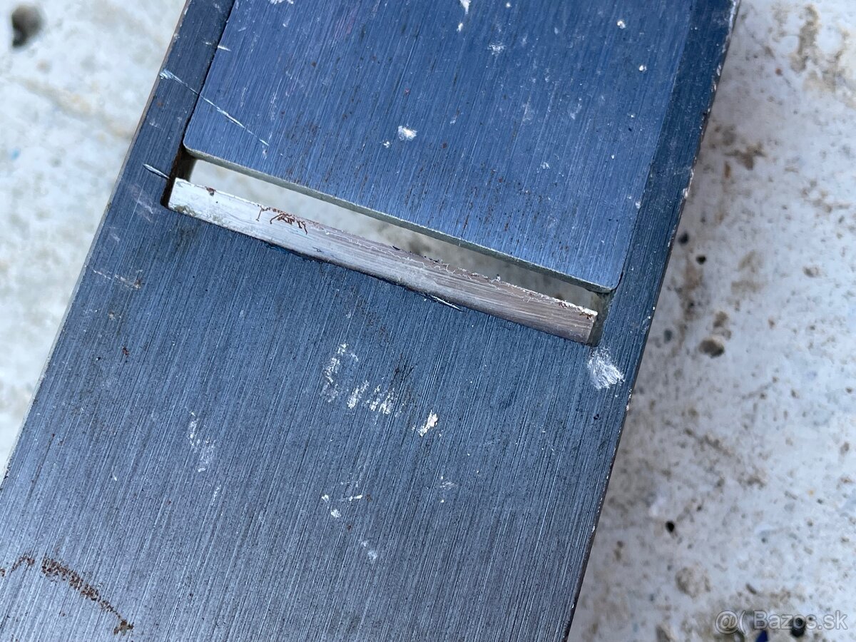 Predám malý hoblik STANLEY - 9