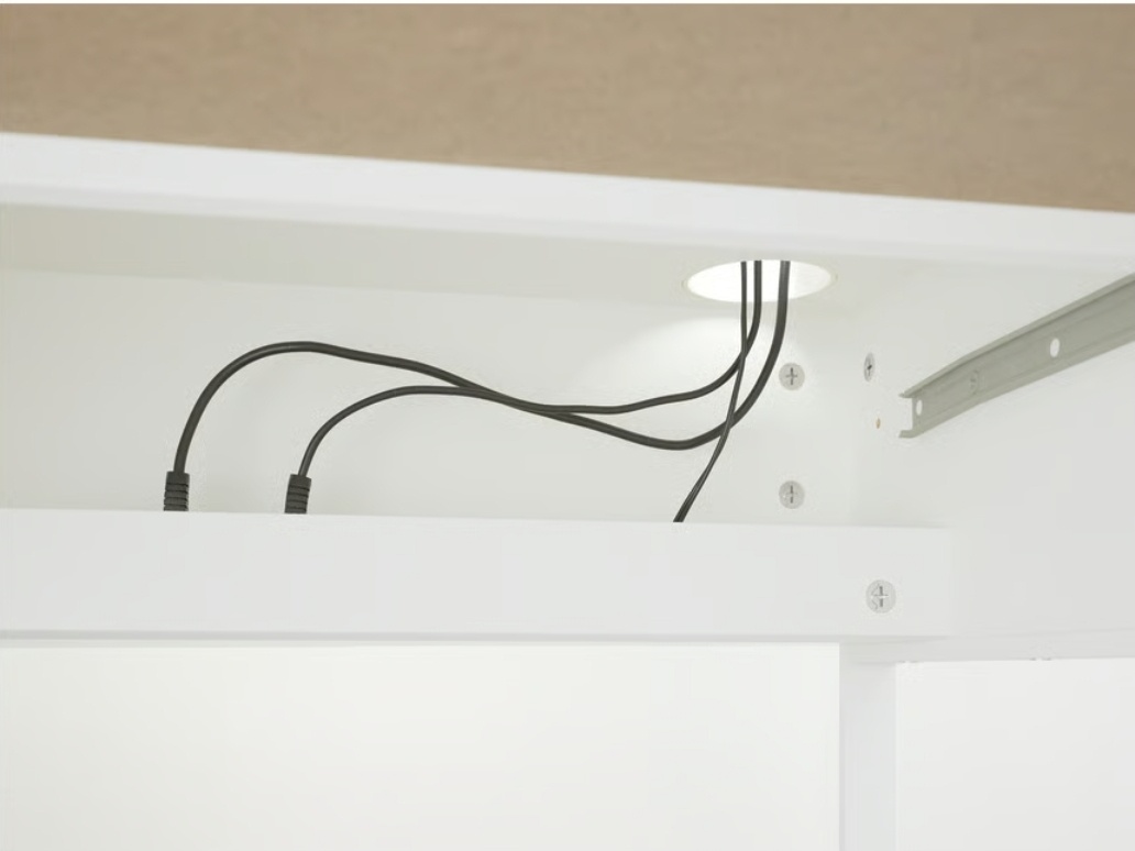 Stôl Ikea Micke - 9