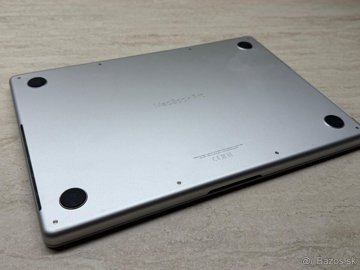 MacBook Pro 14" M3 Pro 18GB/1TB, batéria: 100%, 9 cyklov - 9