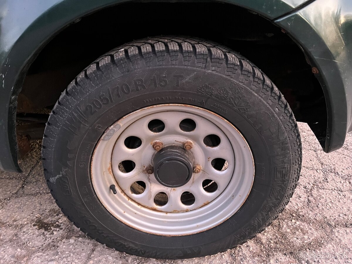 Predám Suzuki Jimny 1,3 59 kw 4x4 - 9