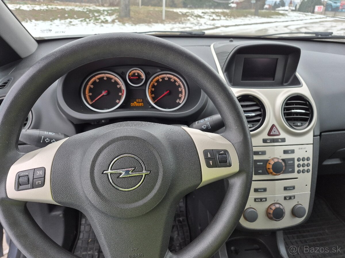 OPEL CORSA 1,0 benzin ECOTEC 59 000km - 9