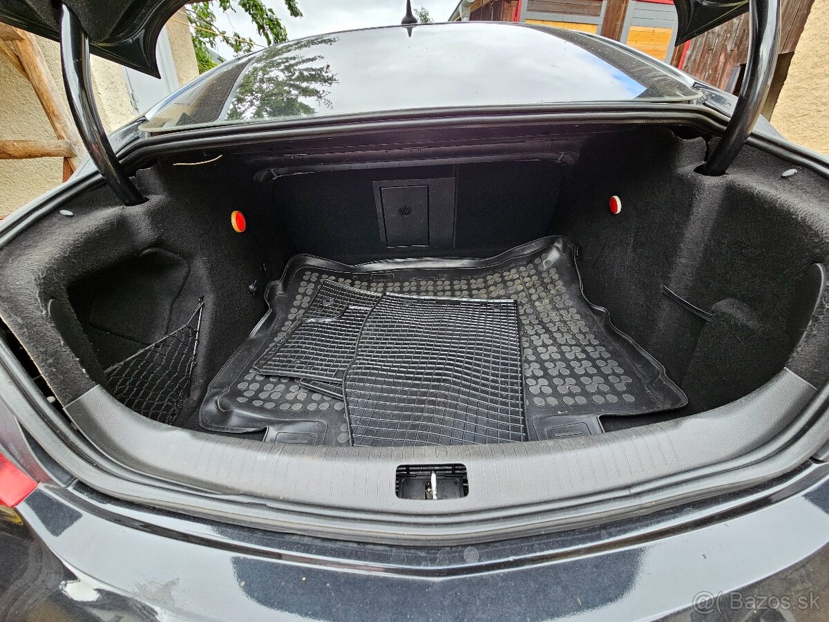 Insignia 2.0 CDTI 96 kW - 9