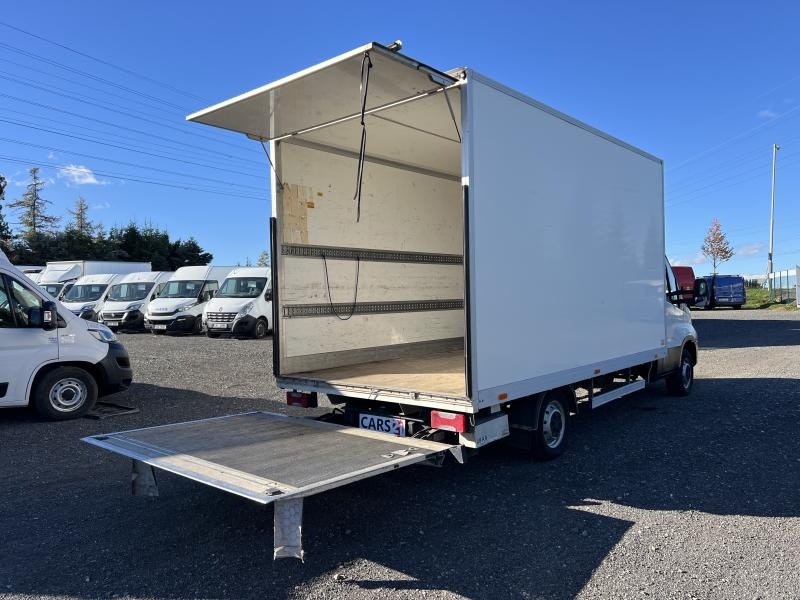 Iveco Daily 3.0,35S17,8p.,čelo ,klima,DPH - 9