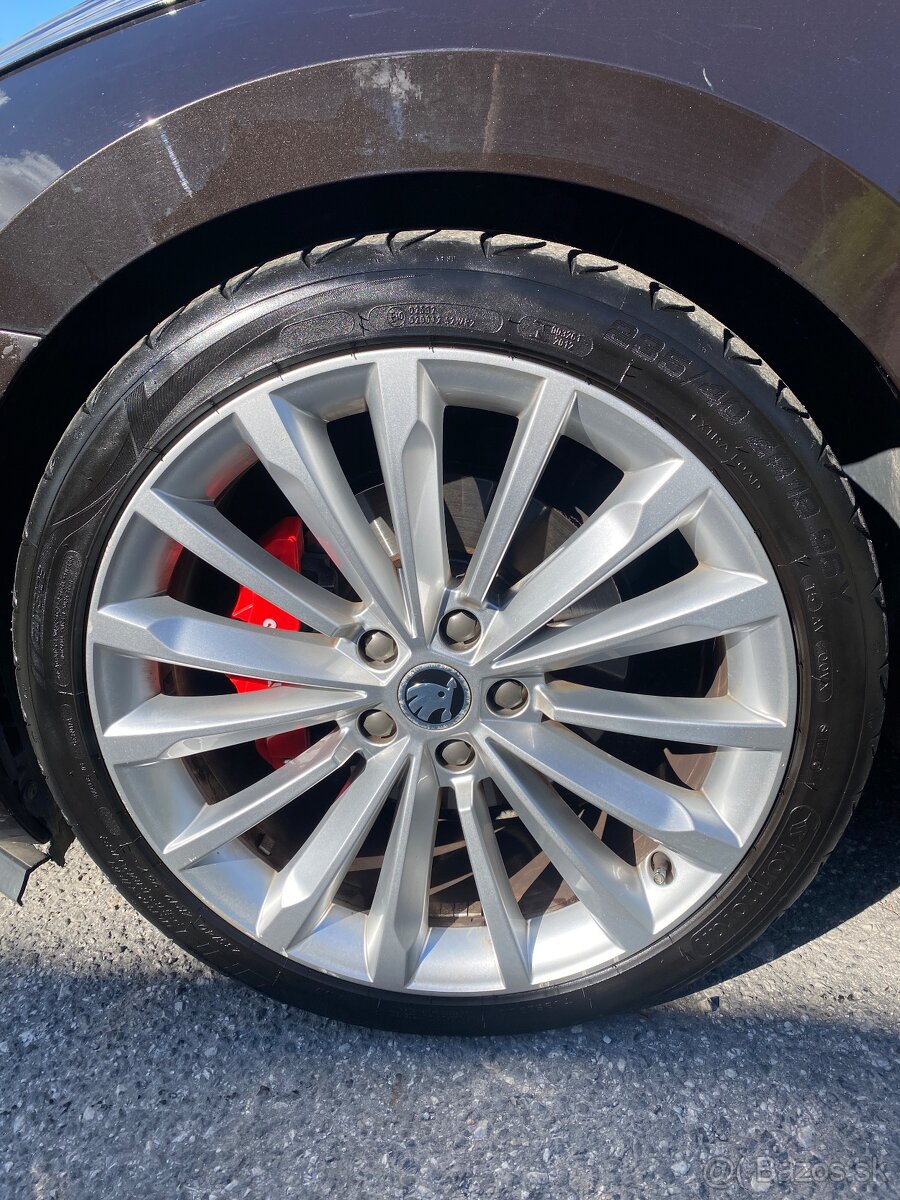 Škoda Superb III combi 2.0tdi 4x4 WEBASTO - 9