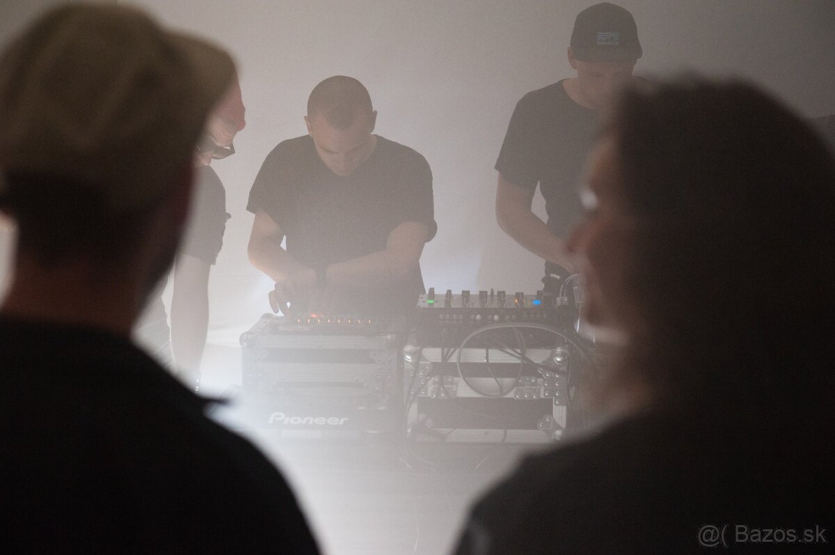 Prenájom mobiliáru a vybavenia na svadby, párty a firemné e - 9