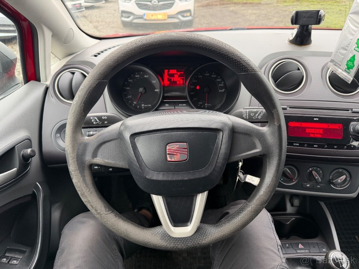 Seat Ibiza 1.2i 12V Reference - 9