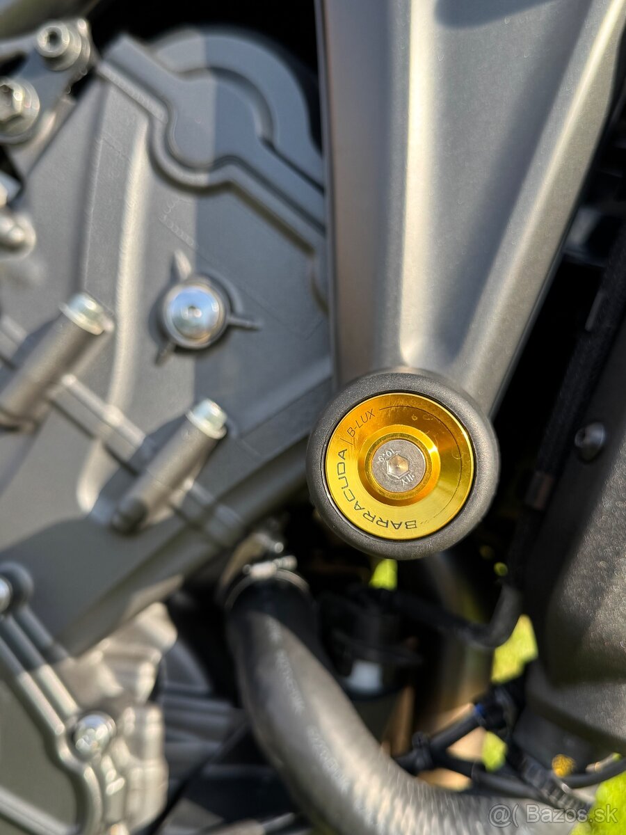 Yamaha MT 09 2021 - 9