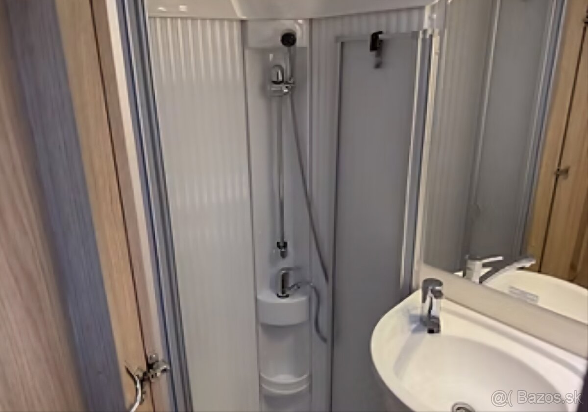 Predam autokarava Sunglight A68 - 9