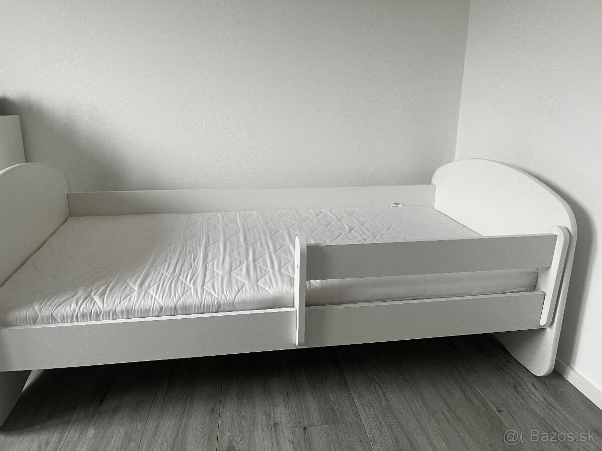 Posteľ - 9