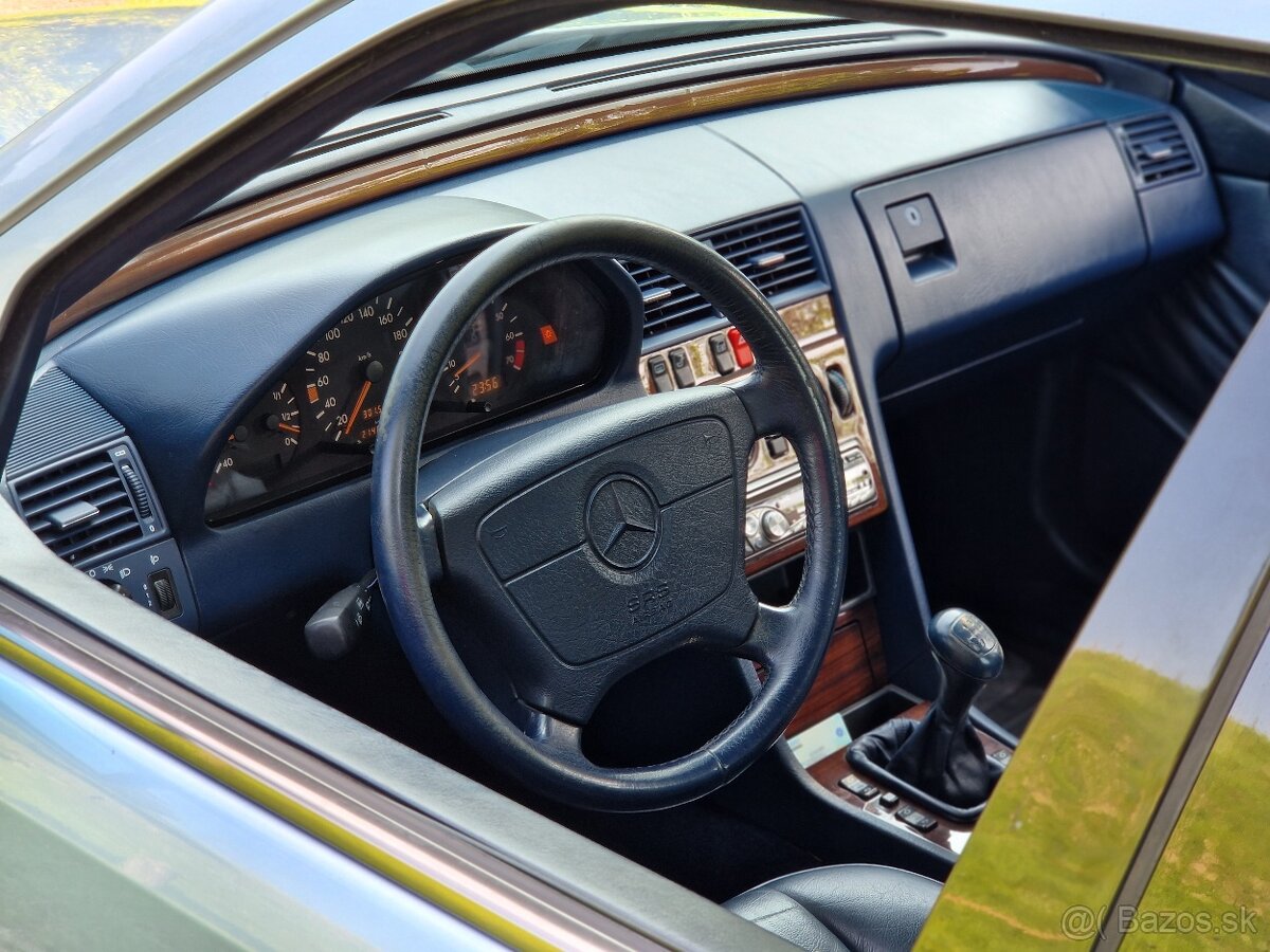 Mercedes-Benz C trieda Sedan 220 - 9