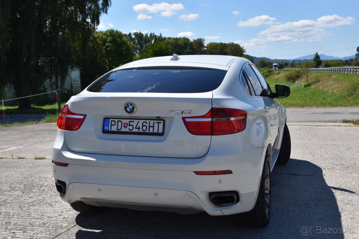 BMW X6 xDrive 50i - 9