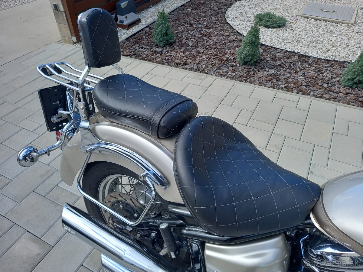 Yamaha XVS 1100 DragStar Classic - 9