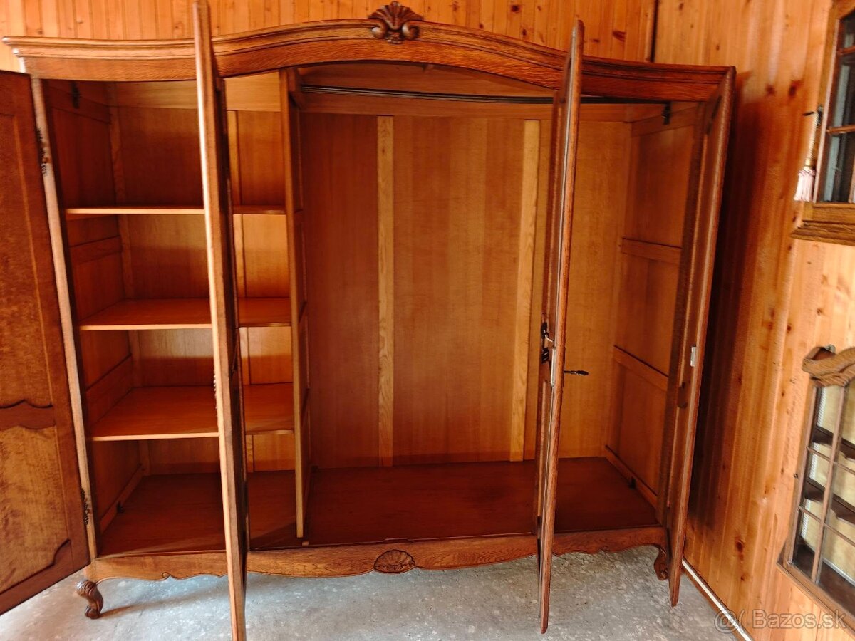 Starožitná spálňa - 9