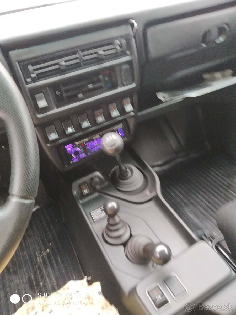 LADA NIVA-BRONTO - 9