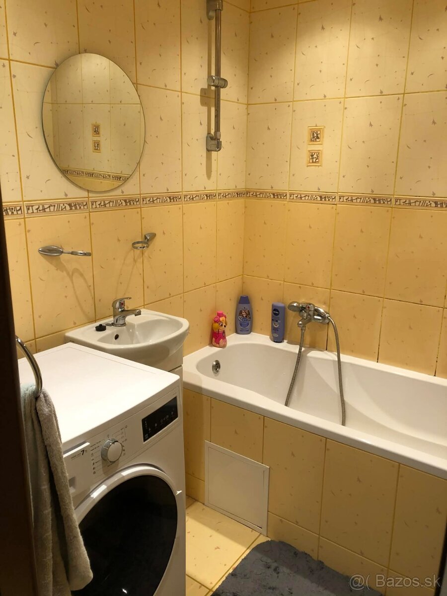 2izbovy byt na Vargovom poli - 9