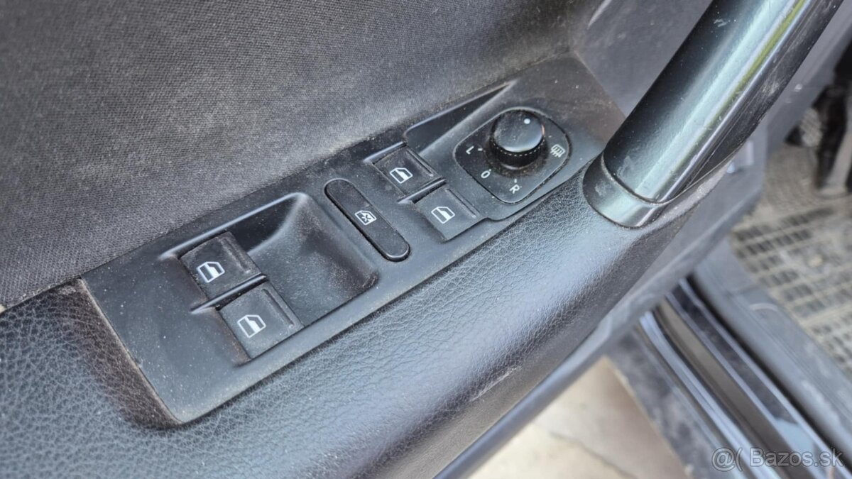 Volkswagen Passat B7 1,6TDI 77kw kód motora: CAY - 9