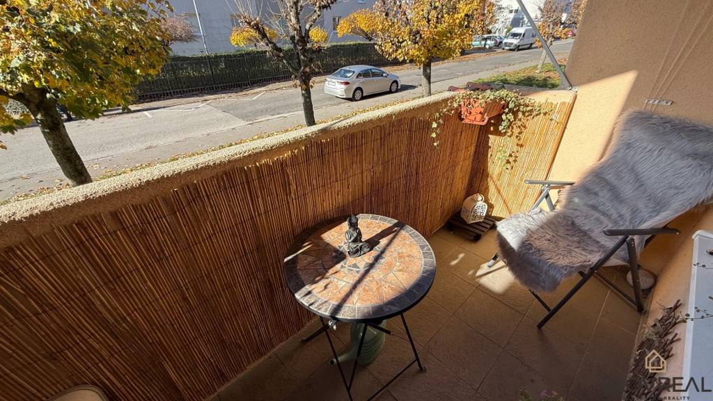 SLOVREAL na predaj kompletne zrekonštruovaný 2,5i byt, Žiar - 9