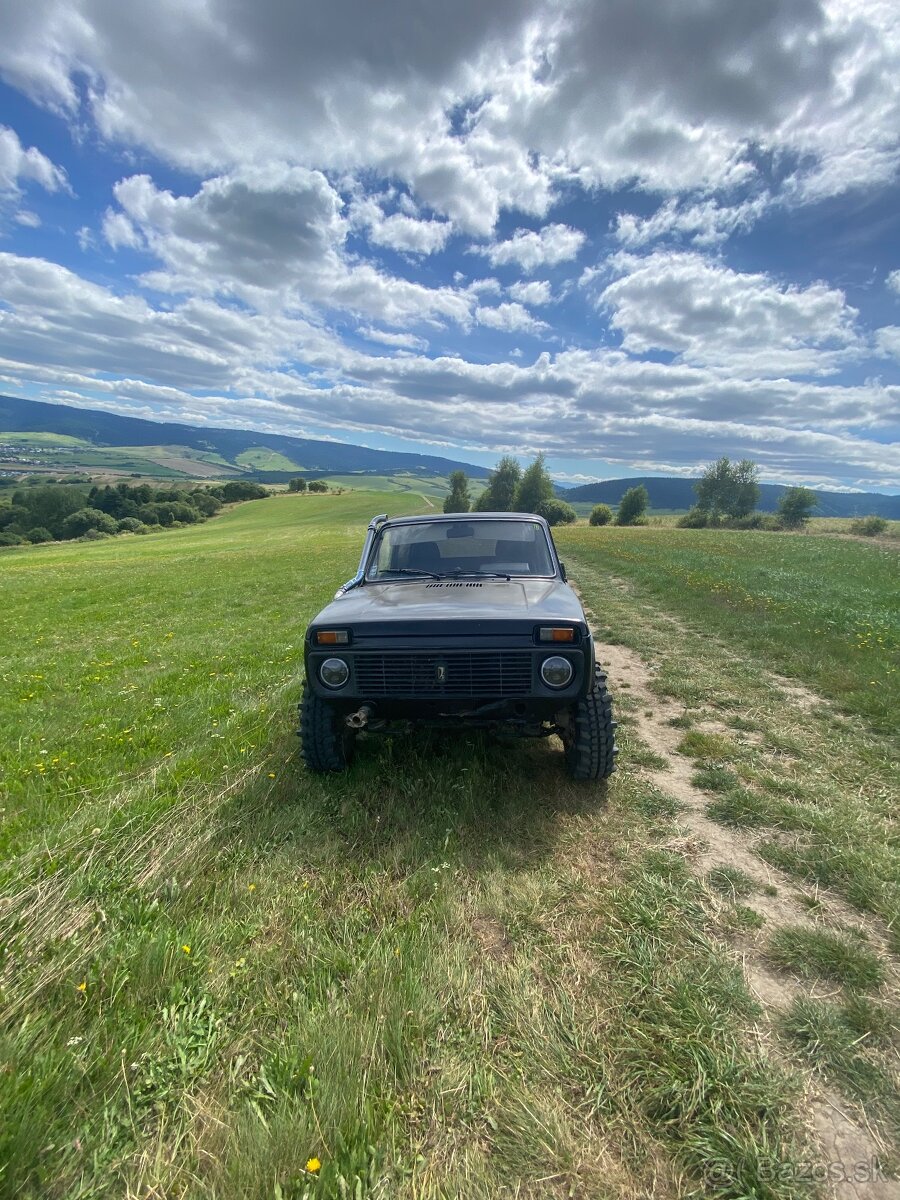 Lada Niva 1.7 - 9