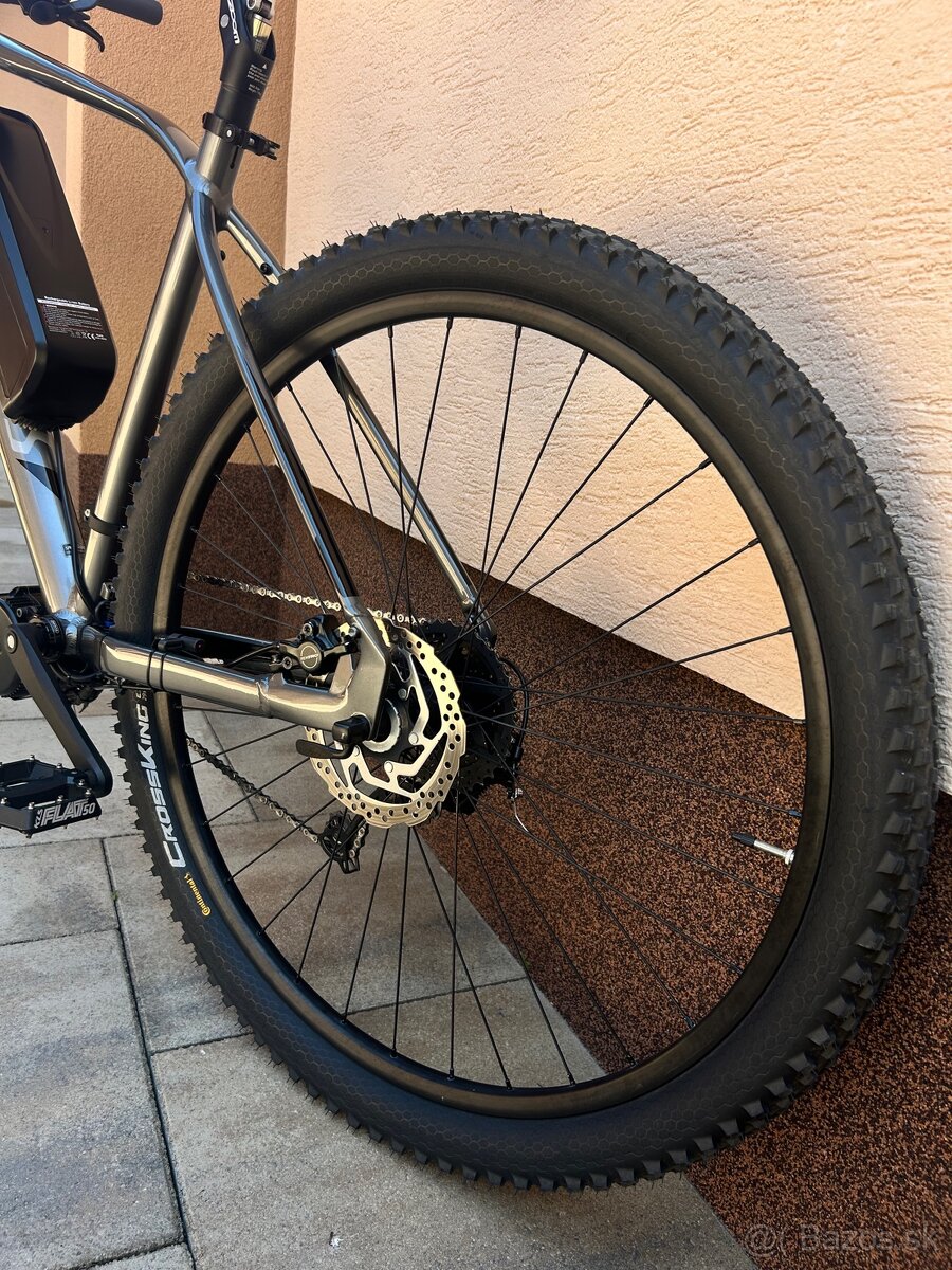Specialized rockhopper 29” E-bike - 9