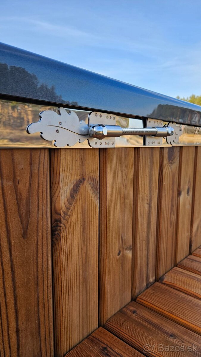 KVADRÁTOVÁ KÚPACIA KAĎA Bratislava - 9