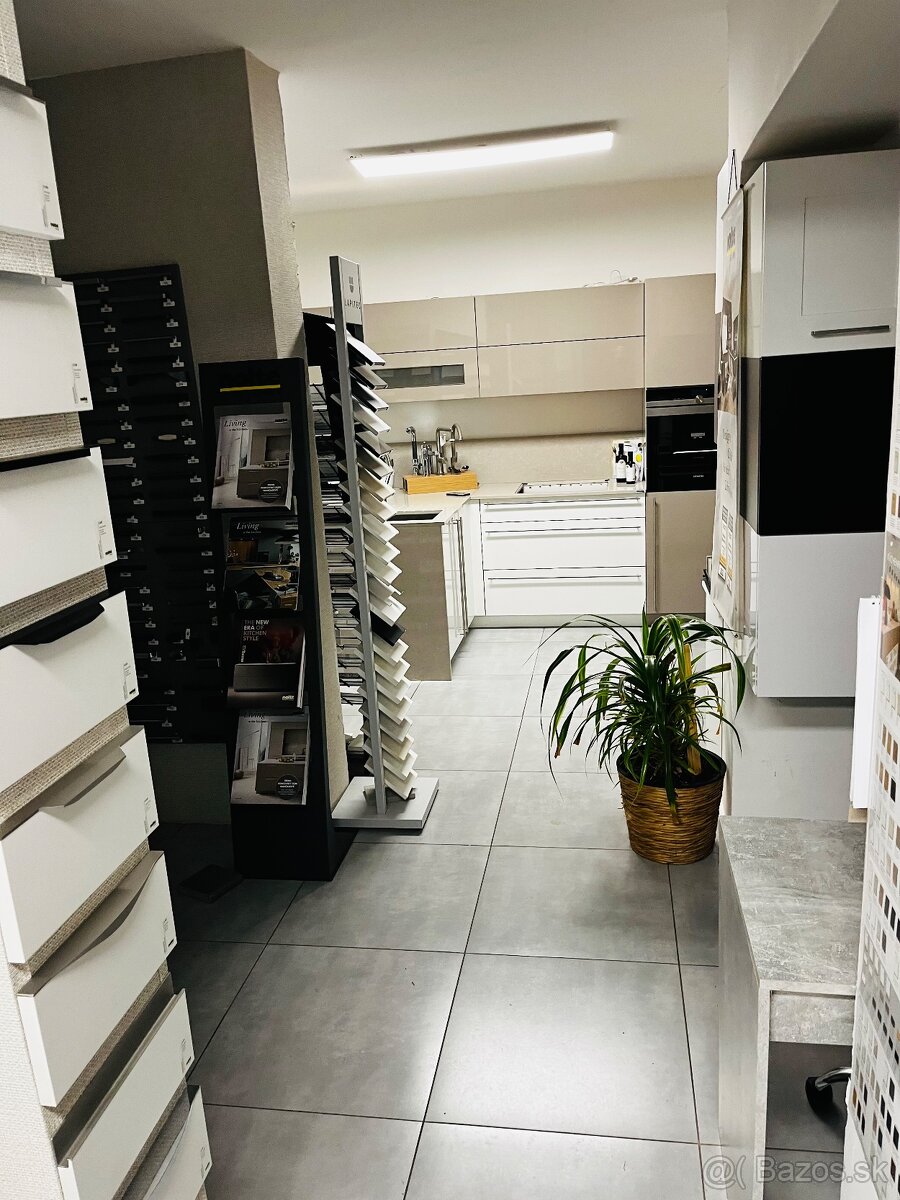 Kompletne zrekonštruovaný RD, 1868m2, Čemerné, VT - 9