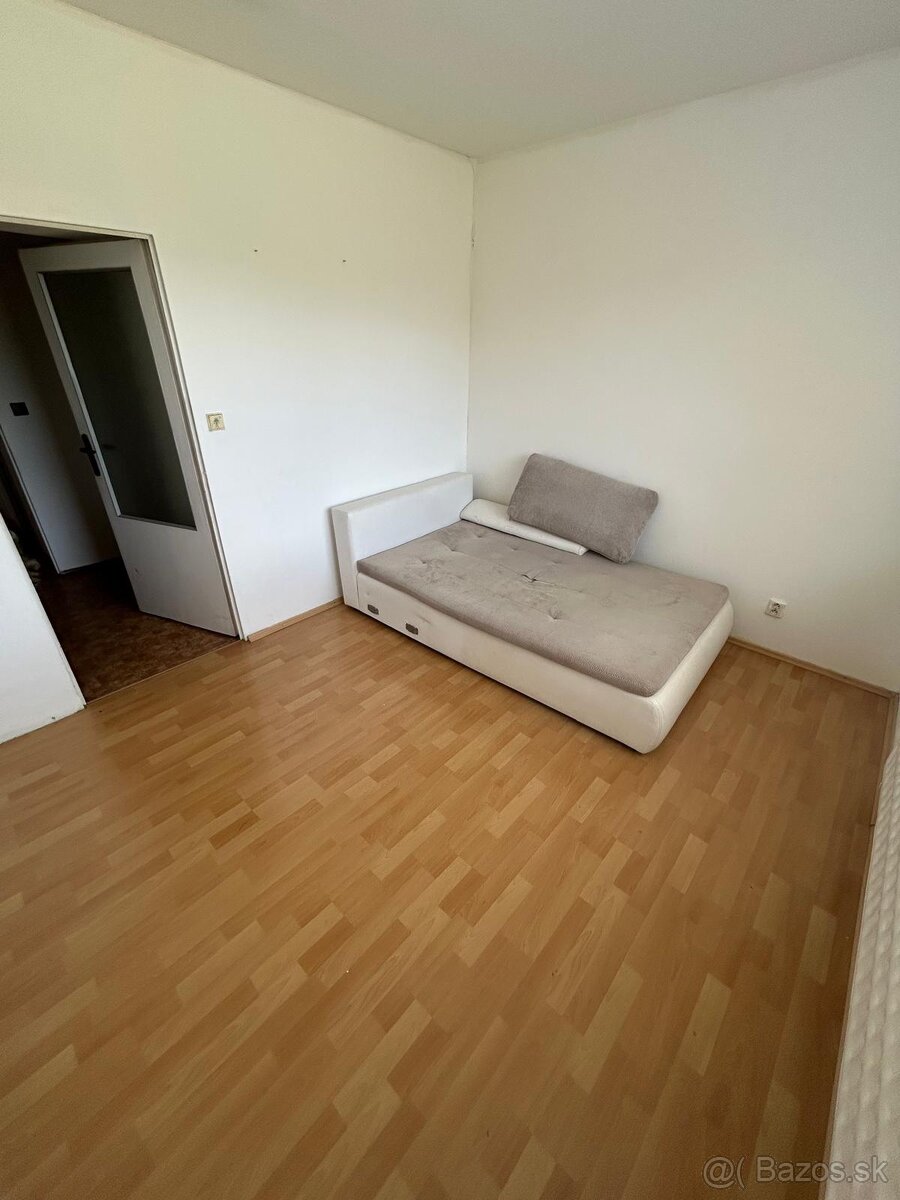 Znížená cena - 3 izbový byt Partizánske na predaj - 9