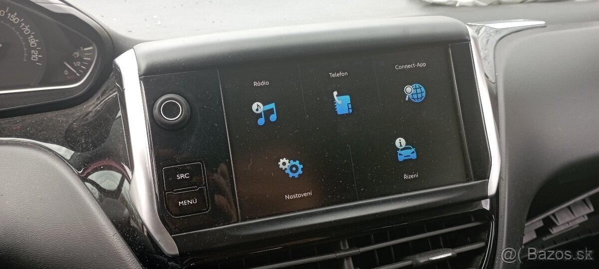 Peugeot 208 1.2 60kw díly - 9