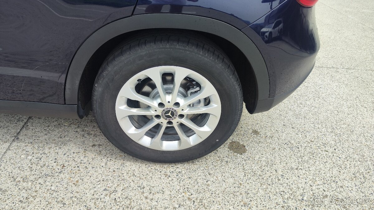 Mercedes Benz GLA 200D, - 9