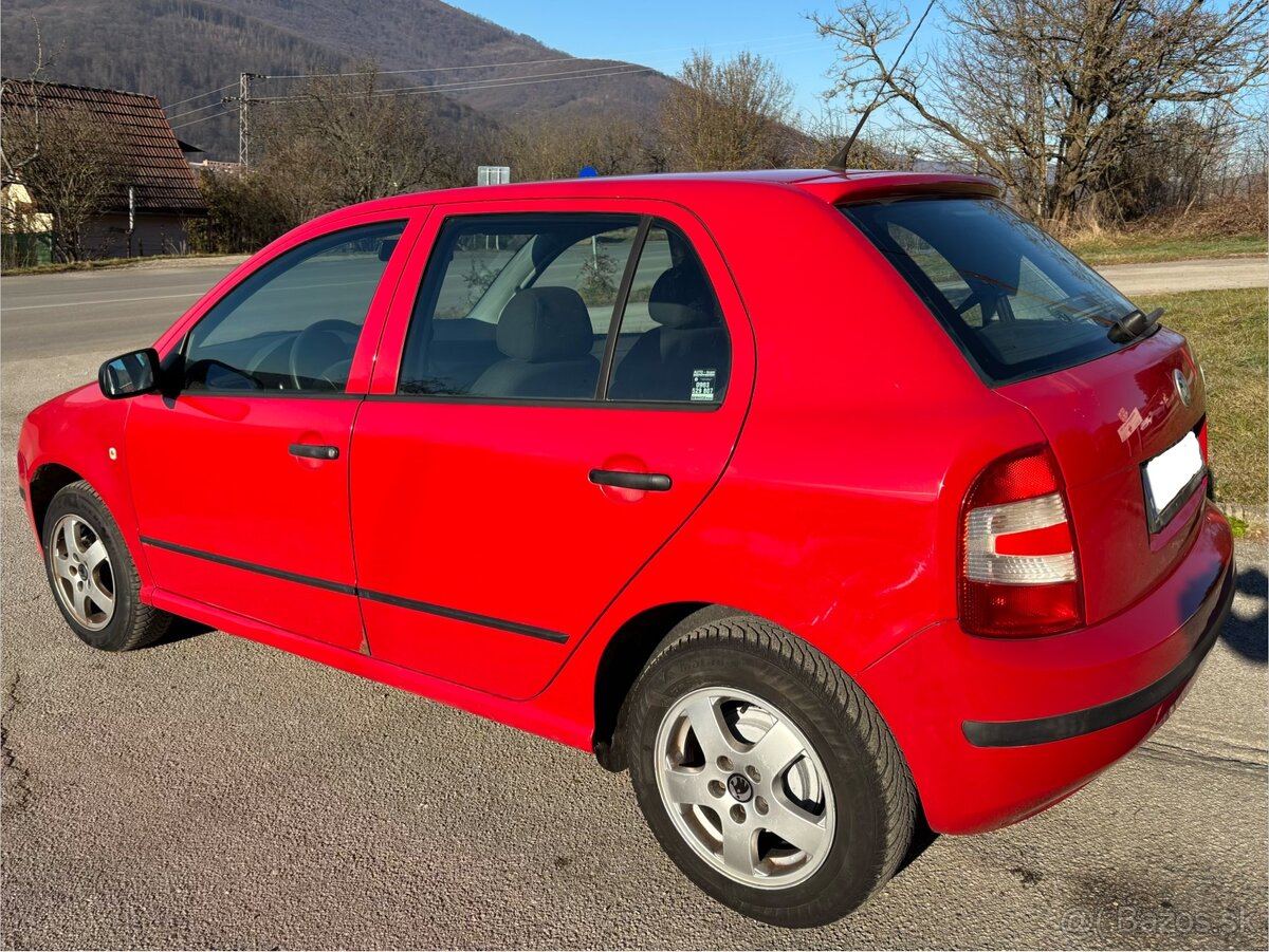 ŠKODA FABIA 1.2HTP HATCHBACK - 9