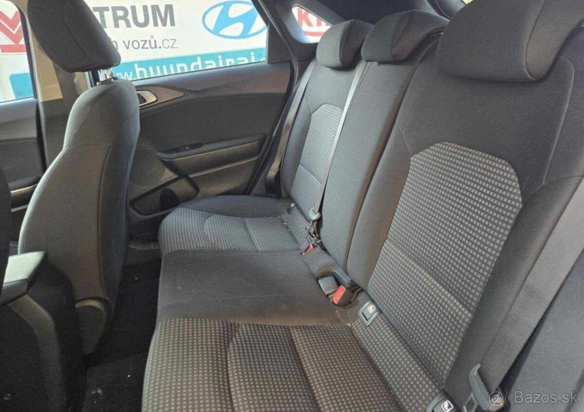 Kia Cee´d 1.0-NÍZKÉ KM-KLIMA-SENZORY - 9