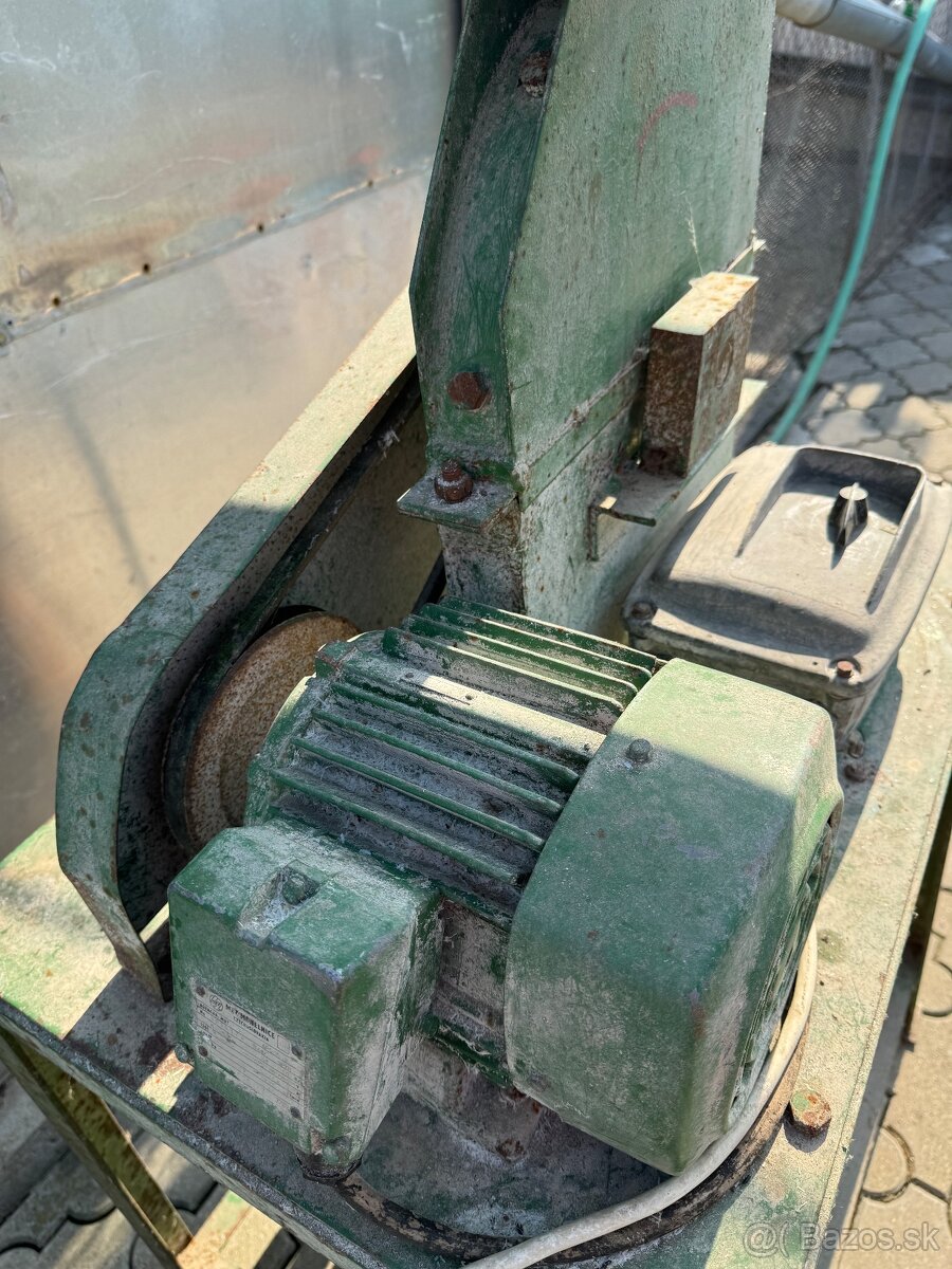 šrotovník na obilie - 9