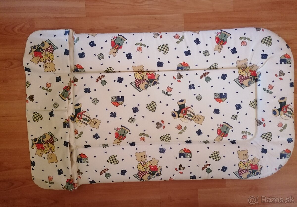 Detská postieľka, matrac, vanička, prebaľovacie pulty, nosič - 9