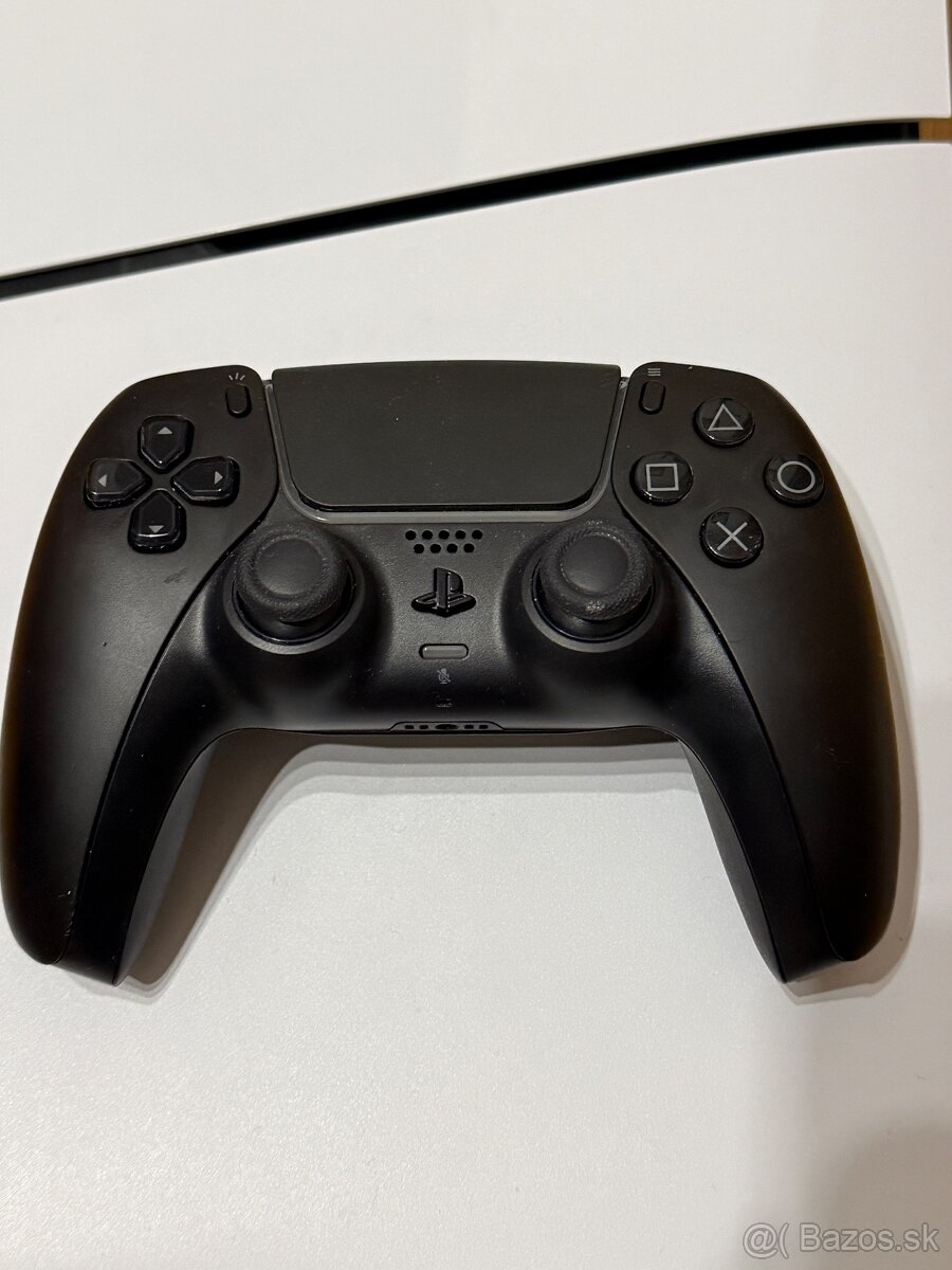 Playstation 5 slim 1TB digital - 9