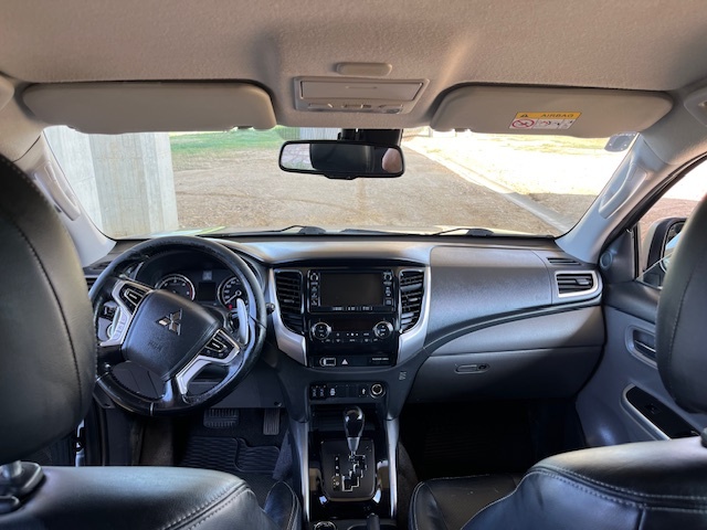 Mitsubishi L200 2,4 DI-D 133kw 4x4 automat - 9