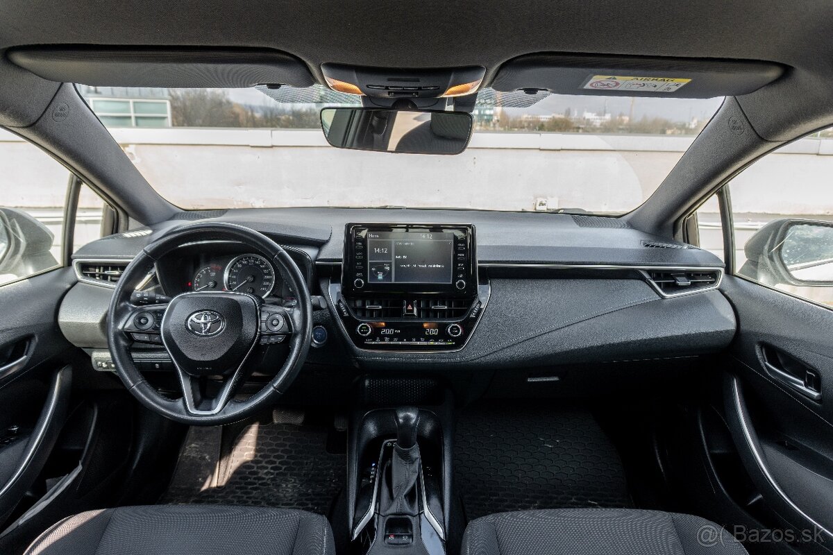 Toyota Corolla Combi 1.8 Hybrid - 9