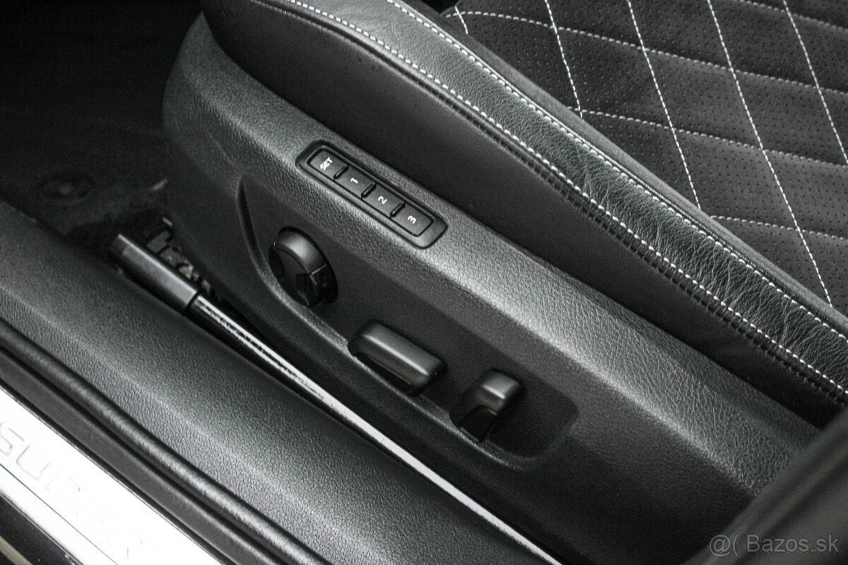Škoda Superb Combi 2.0 TDi Sportline DSG - 9