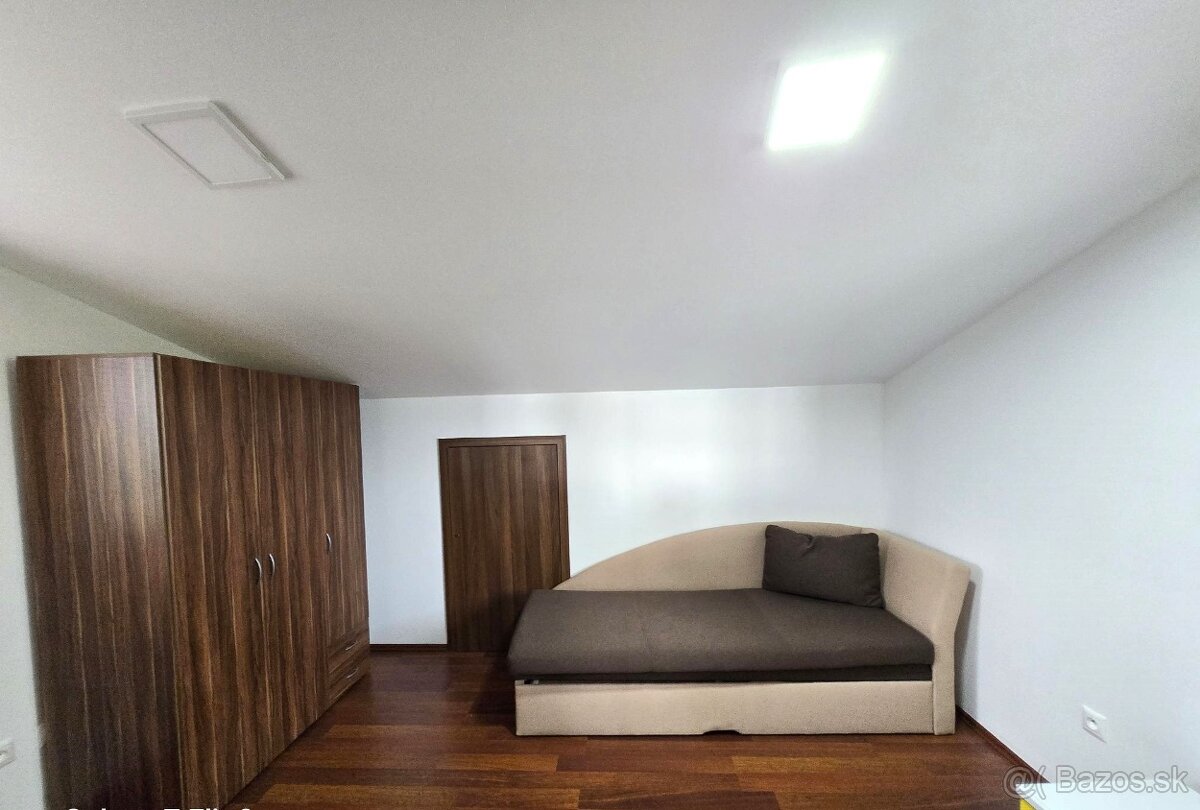 PRENÁJOM – 7 izbový rodinný dom s krásnym výhľadom - BA IV - 9