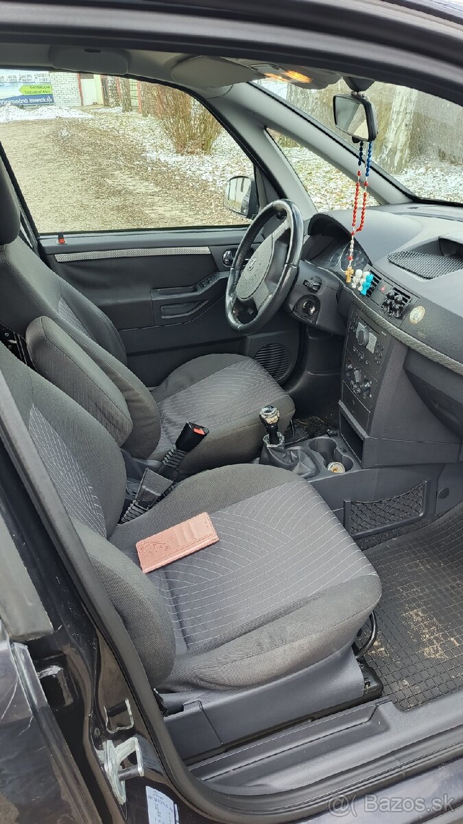Opel Meriva 1.6 (benzín/LPG) - 9