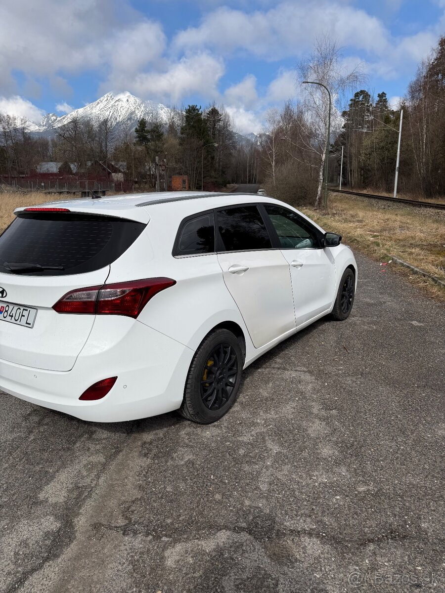 Hyundai i30cw 81kw - 9