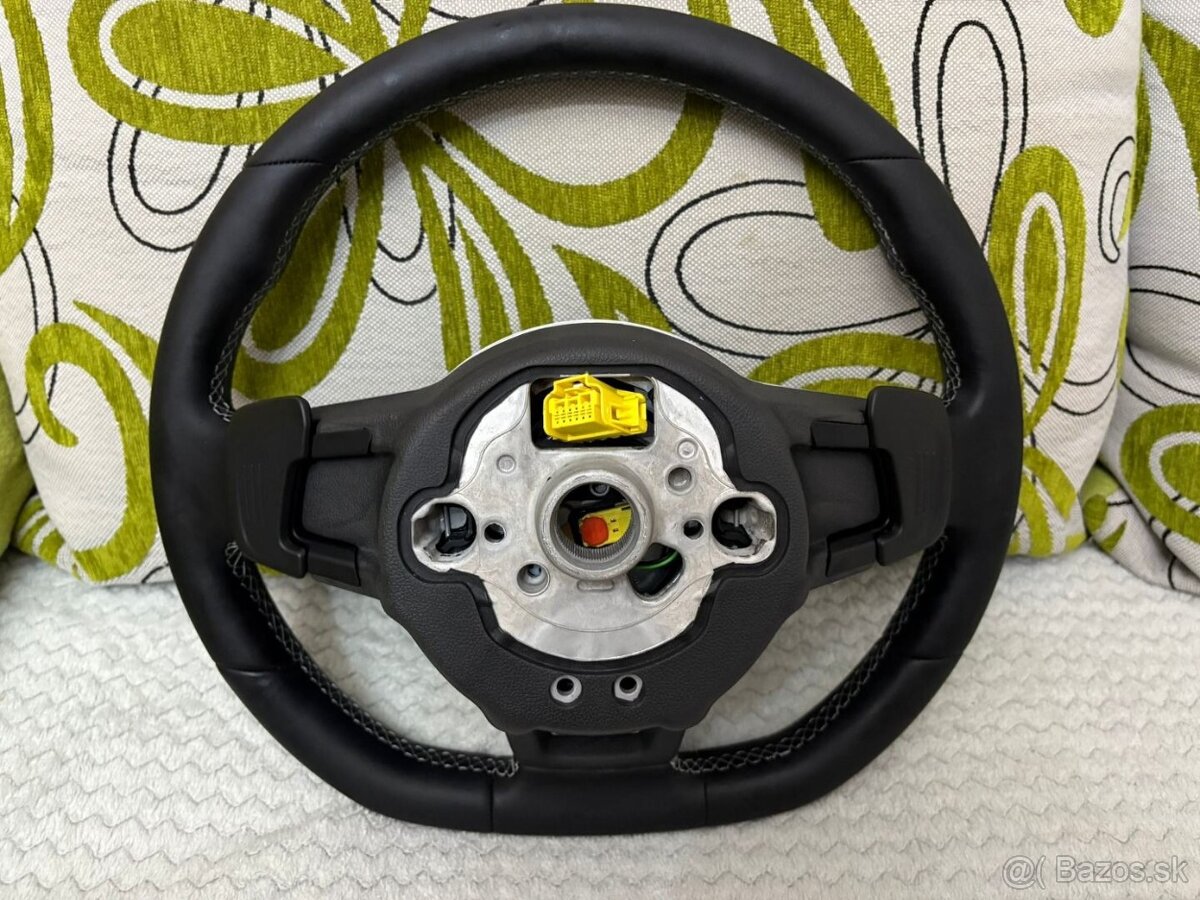 R-line VOLANT VOLKSWAGEN R RLINE kožený BIELE PREŠÍVANIE - 9