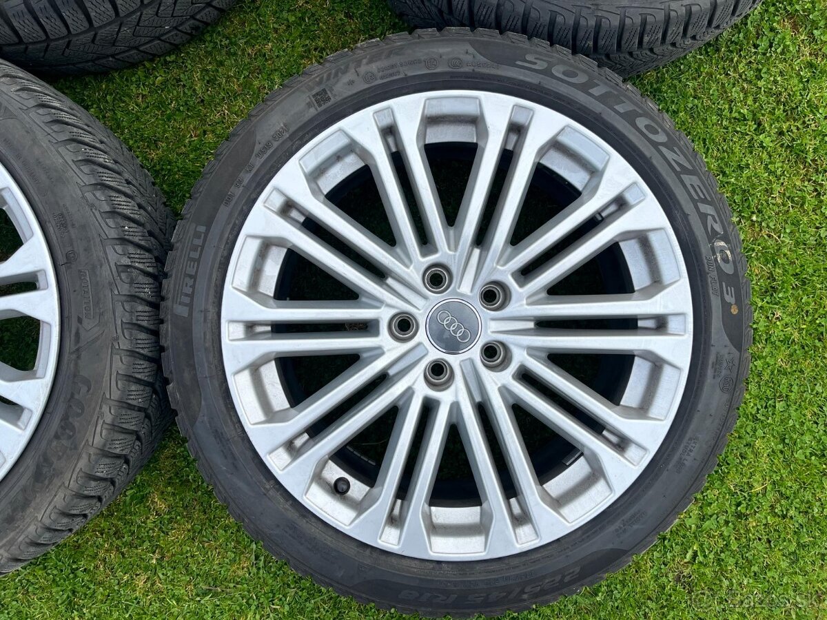 5x112 R18 8.0J ET31 OEM diel: 8W0 601 025 EE - 9
